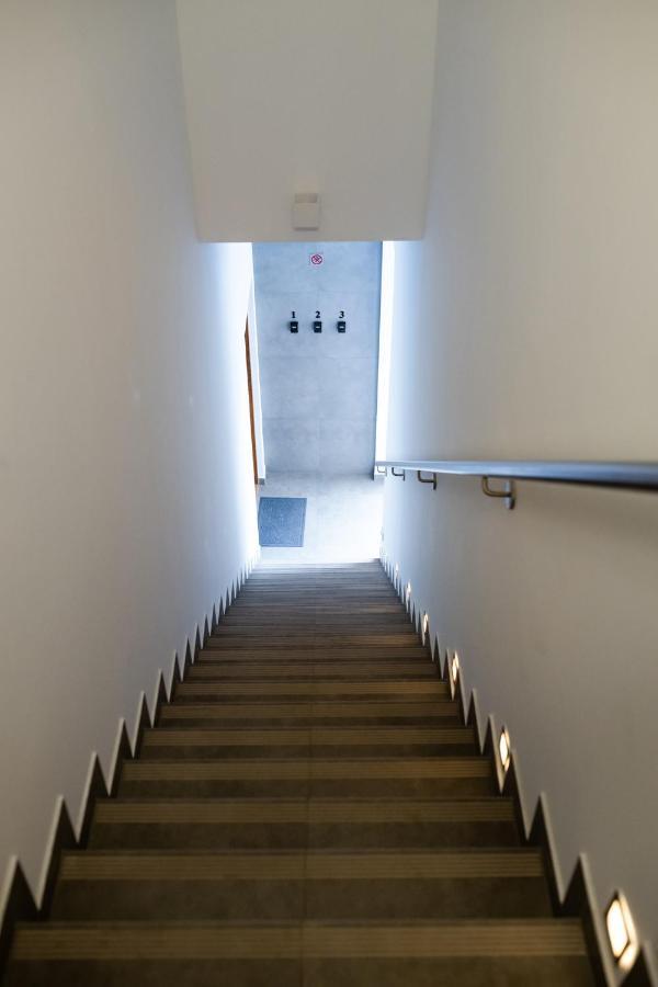 Neo Unique & Bright Apartments, Free Parking, 15min Old Town & Kazimierz - By Homelike * Krakau