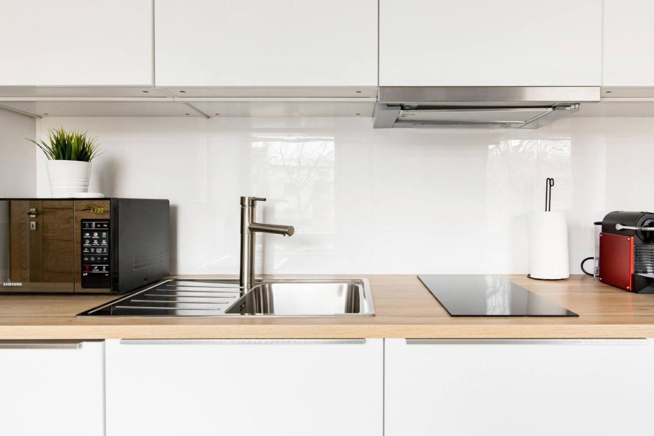 Apartment Neo Unique & Bright Apartments, Free Parking, 15min Old Town & Kazimierz - By Homelike Krakau